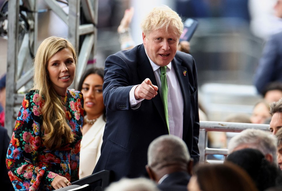 Platinová párty: Boris Johnson s manželkou Carrie