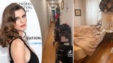 Milionářka Julie Foxová se nestydí: Pidibyt plný myší!