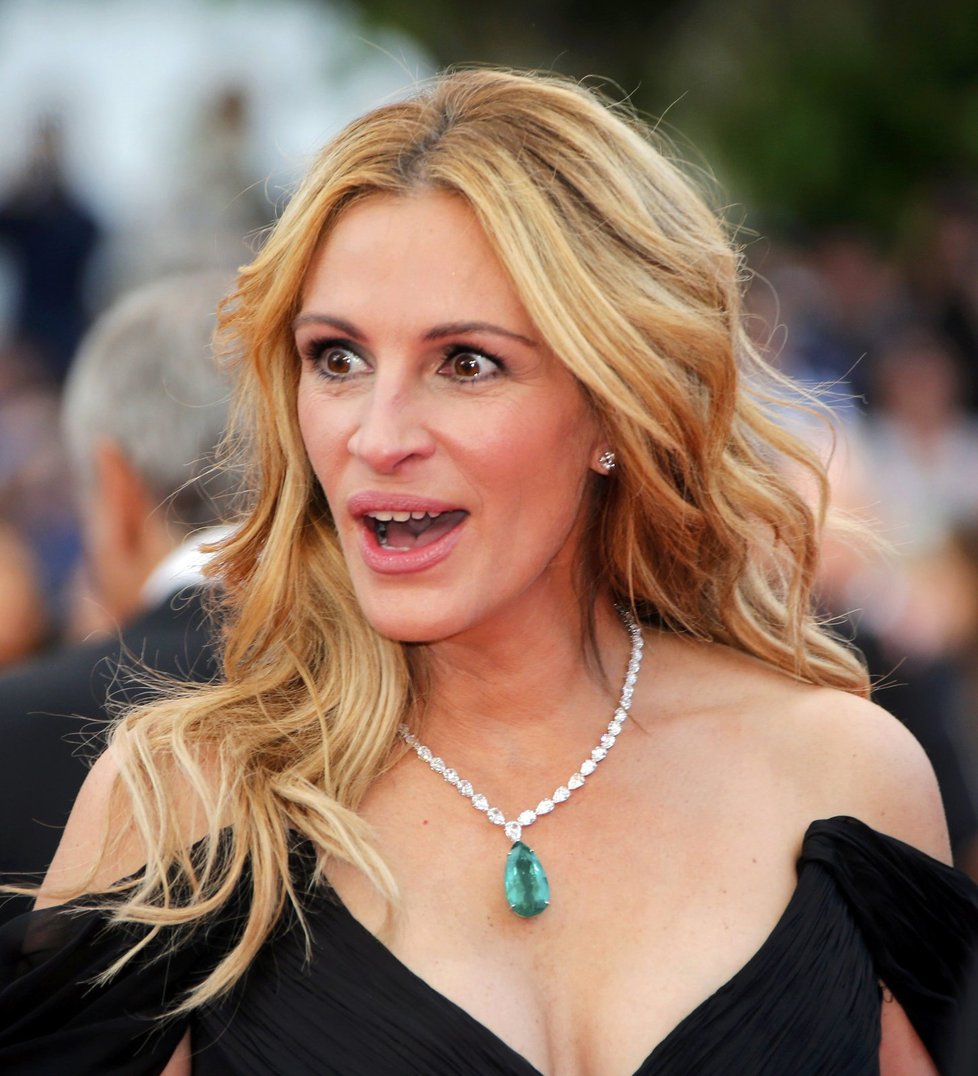 Julia Roberts v Cannes