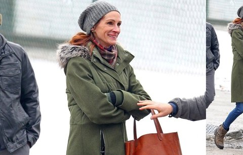 Styl podle celebrit: Julia Roberts vypadá skvěle i v parce