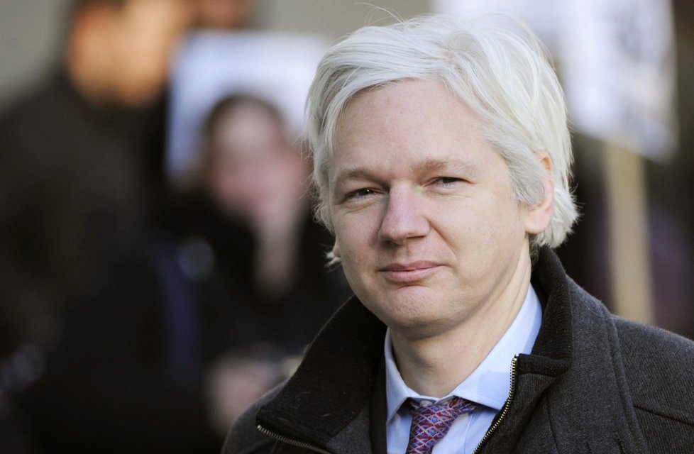 Dle komise OSN je zakladatel WikiLeaks Julian Assange svévolně zadržován Británií, měl by být svobodný.