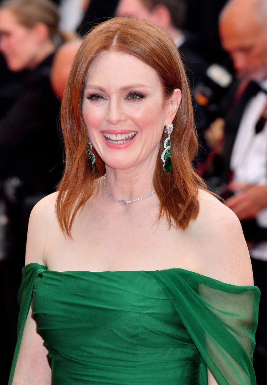 Herečka Julianne Moore má dvě děti. Mladší dcera Liv se jí narodila ve 41 letech.