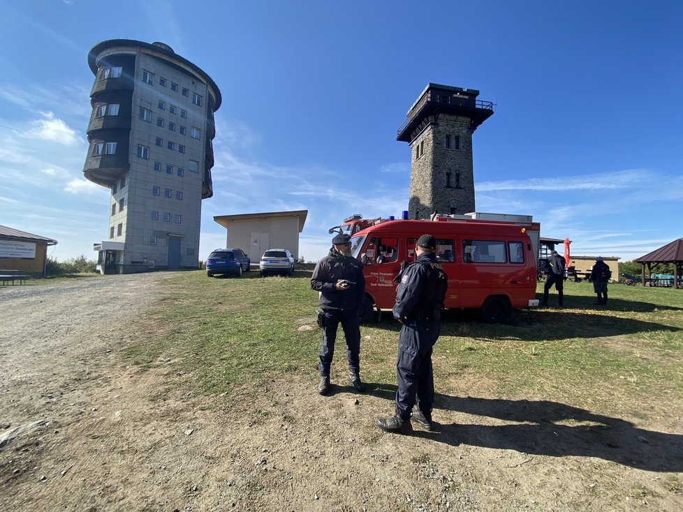 Na Domažlicku v okolí Čerchova pátrali po Julii (8) z Německa, ztratila se v lese.