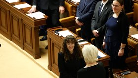 Ustavující schůze nové Sněmovny: Julie Smejkalová (3.11.2025)
