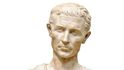 Julius Caesar jako lichotivá renesanční busta