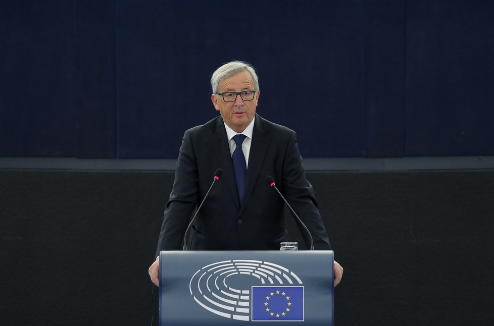 Bez uprchlíků je prý Evropa vyřízená, myslí si Juncker.