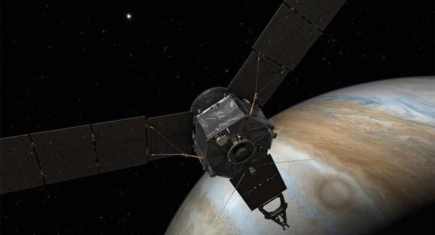Dobrodružná cesta sondy Juno k Jupiteru: Vesmírný deník