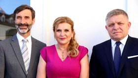 Zleva: Slovenský ministr zahraničních věcí Juraj Blanár (Smer), Jana Vaľová, Robert Fico