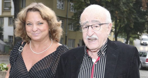 Záhada urny režiséra Herze (†83): Ani rok od smrti nemá klid!