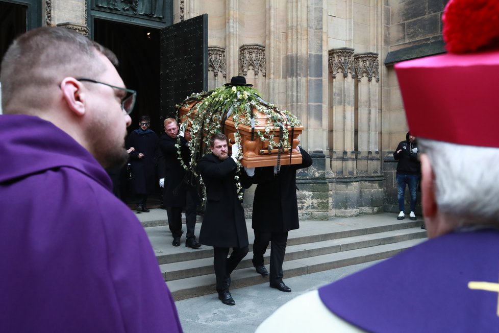 Pohřeb režiséra Juraje Jakubiska