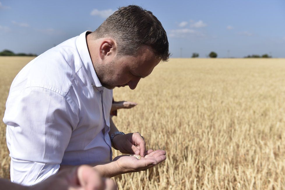 Ministr Jurečka se zemědělci řeší sucho.