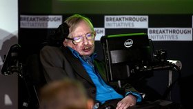 Fyzik Hawking na konferenci  projektu Breakthrough Initiatives