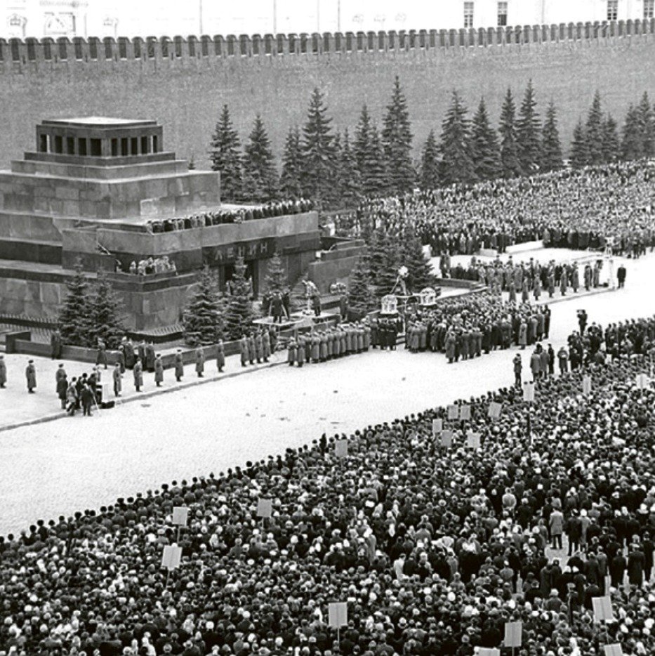 30. března 1968 - pohřeb Gagarina v Moskvě