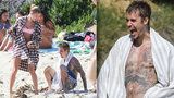 Justin Bieber & Hailey Baldwinová: Krizi řeší na pláži!