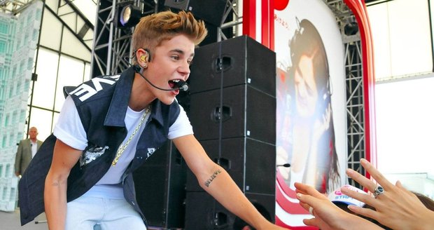 Justin Bieber při koncertní šňůře