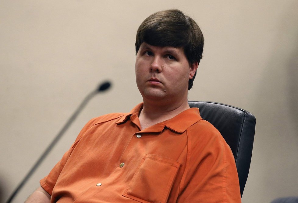 Justin Harris byl uznán vinným z vraždy syna (†1). Nechal ho pomalu umírat v rozpáleném autě.