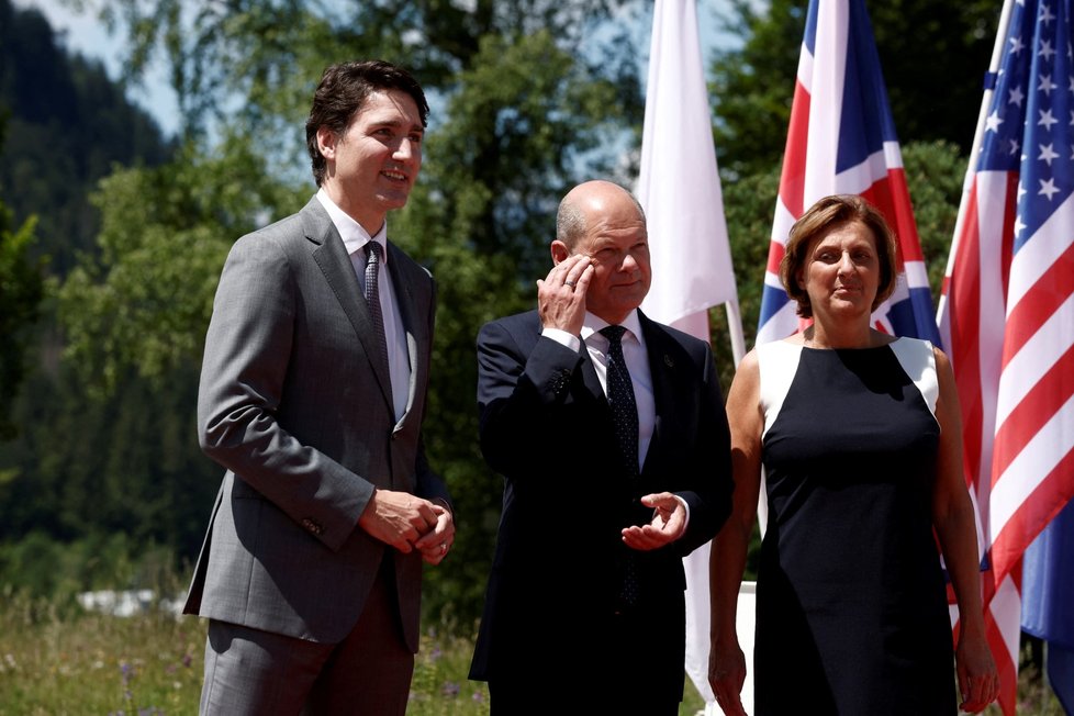 Kanadský premiér Justin Trudeau a německý kancléř Olaf Scholz na summitu G7 (26. 6. 2022)