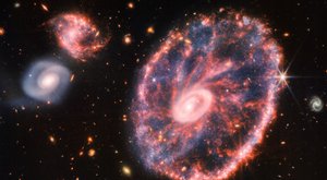 Dechberoucí fotografie z Webbova dalekohledu