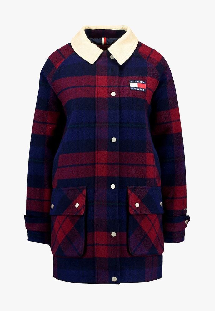 Tommy Jeans by Tommy Hilfiger, 6080 Kč, prodává Zalando.cz Tommy Jeans by Tommy Hilfiger, 6080 Kč, prodává Zalando.cz