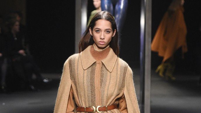 Alberta Ferretti podzim/zima 2018-2019 Alberta Ferretti podzim/zima 2018-2019