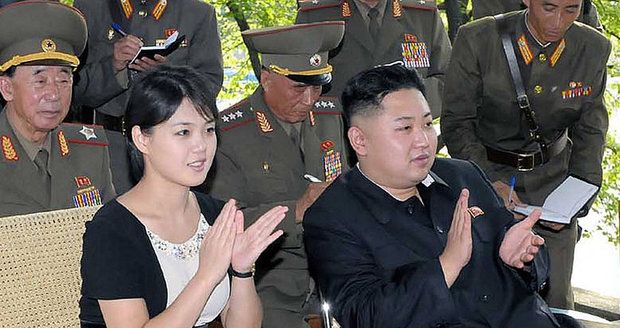 Manželce diktátora Kima dali oficiálně titul první dámy. Kvůli schůzce s Trumpem