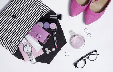 8 beauty produktů, které vás vždy zachrání: Co nesmí chybět ve vaší kabelce?