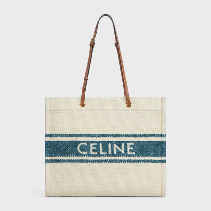 Celine, 41 000 Kč, www.celine.com Celine, 41 000 Kč, www.celine.com