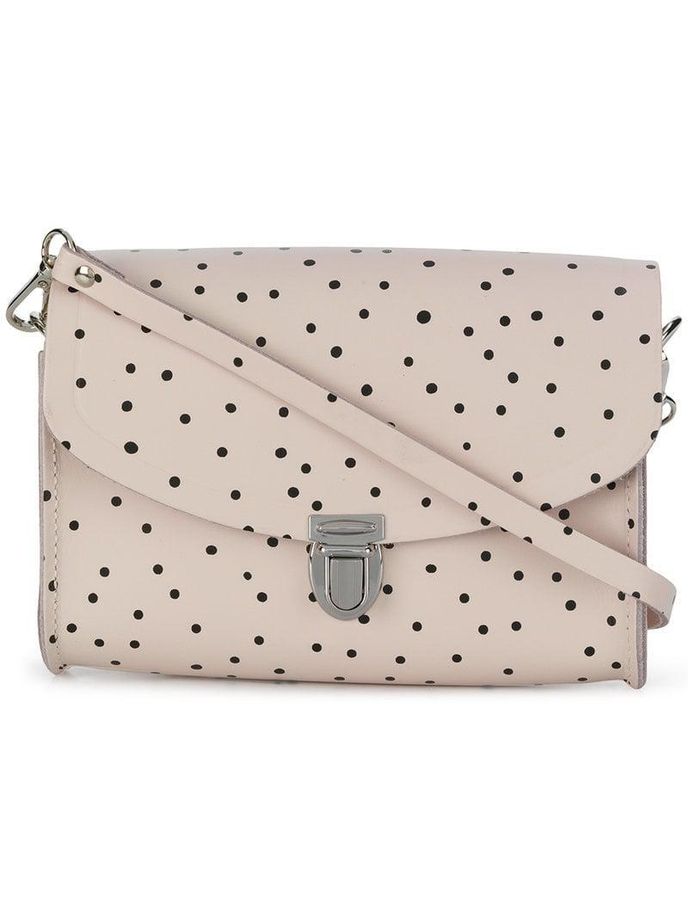 Cambridge Satchel Company, 156 eur, prodává Farfetch.com Cambridge Satchel Company, 156 eur, prodává Farfetch.com