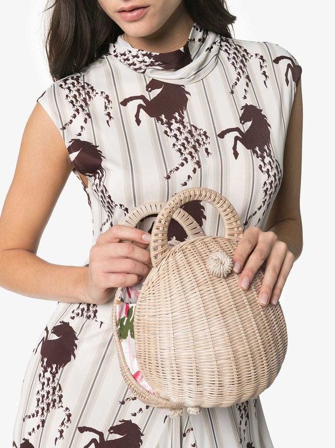 Cult Gaia, 119 eur, prodává Farfetch.com Cult Gaia, 119 eur, prodává Farfetch.com