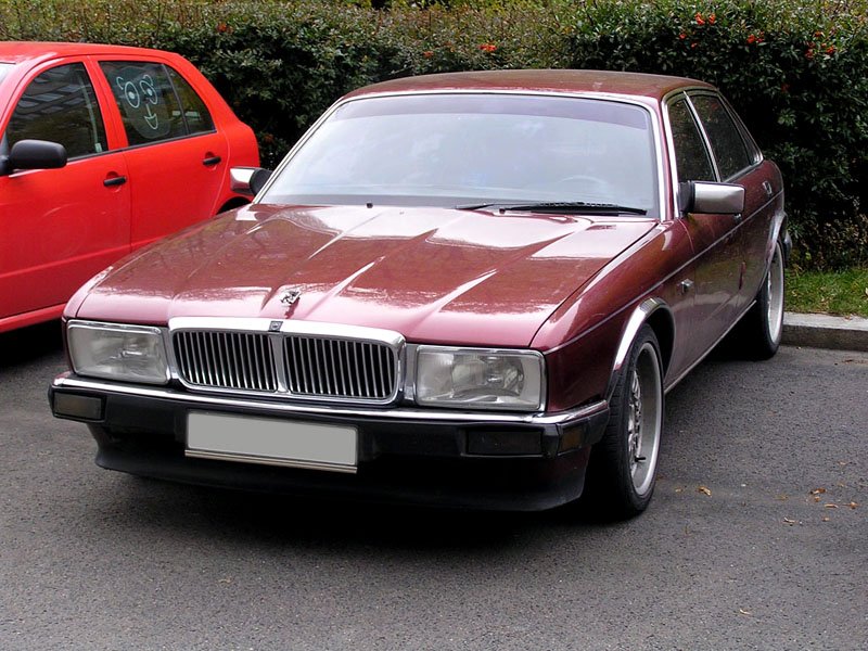 Jaguar XJ