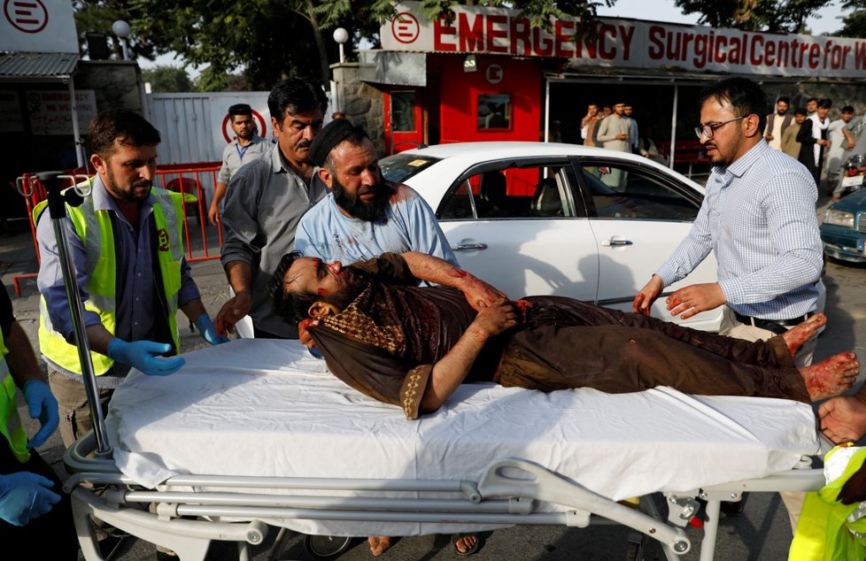 Neznámí ozbrojenci v neděli v centru Kábulu zaútočili na politické ústředí někdejšího afghánského ministra vnitra Amrulláha Sáliha. (28.7.2019)