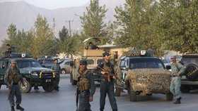 Při útoku na americkou univerzitu ve městě Kábul zemřelo 14 lidí.