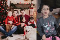 Rodina s postiženou Kačenkou (9) potřebuje pomoc: Shání peníze na větší auto!