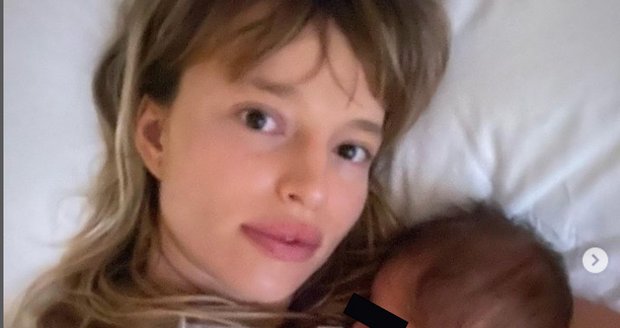 Modelka Tereza Kačerová se chlubila cizím novorozeným chlapečkem.