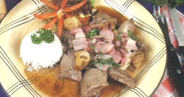 Kachní játra restovaná s anglickou slaninou Kachní játra restovaná s anglickou slaninou