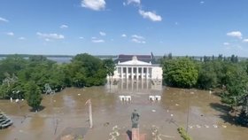 Následky zničení Kachovské přehrady na Ukrajině