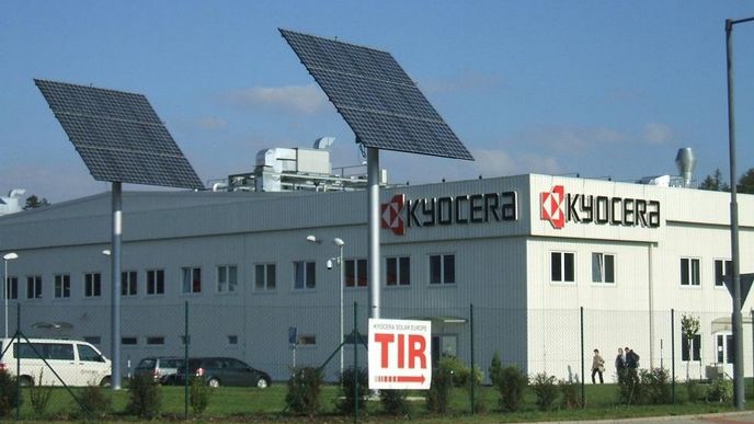 Kadaňská továrna na solární panely.