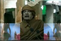 Kaddáfí rapuje v klipu Izraelce