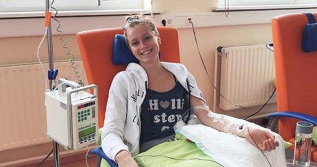 Anna Kadeřávková se léčí na klinice