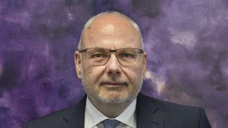 Zemřel majitel firmy CarTec Karel Kadlec, vedení převezme jeho dcera Zemřel majitel firmy CarTec Karel Kadlec, vedení převezme jeho dcera