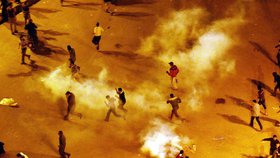 Nepokoje otřásají Káhirou