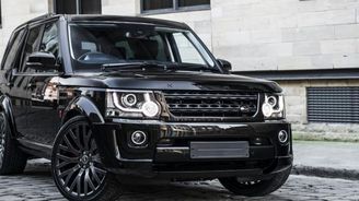 Kahn RS300 je vylepšené Discovery se standardní technikou a s diamanty