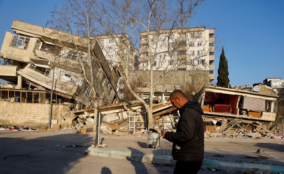 Kahramanmaraş, Turecko: Lidé se vzpamatovávají z ničivého zemětřesení. (14. 2. 2023)