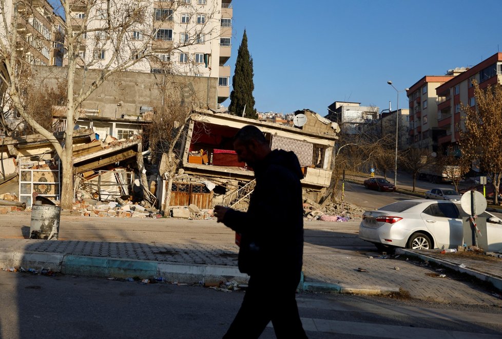 Kahramanmaraş, Turecko: Lidé se vzpamatovávají z ničivého zemětřesení (14. 2. 2023).