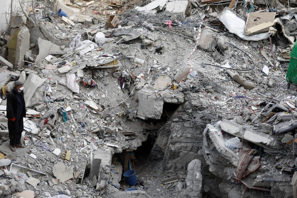 Turecký Kahramanmaraş se vyrovnává se zemětřesením. (14. 2. 2023)