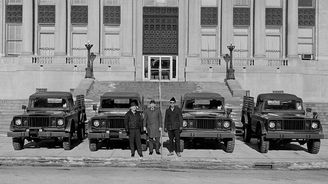 Jeep Gladiator vzpomíná na válečného hrdinu. Do armády přinesl důležitou novinku Jeep Gladiator vzpomíná na válečného hrdinu. Do armády přinesl důležitou novinku