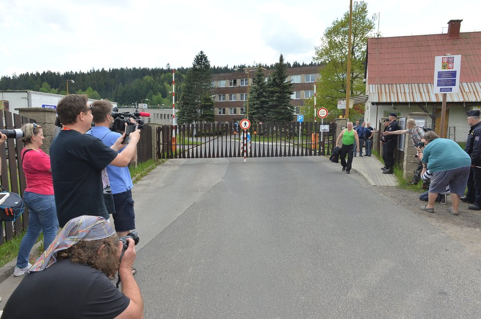 Přesně před rokem se Jiří Kajínek (57) dostal na svobodu: Co všechno stihl?