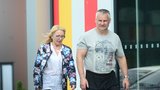 Žádné dárky! Kajínkova přítelkyně prozradila, jak slavili Vánoce