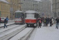 Zima připravila Brno o miliony! Tramvaje a trolejbusy ji totiž nezvládají