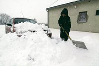 Česko čeká sněhová bouře! Až 40 cm nového sněhu